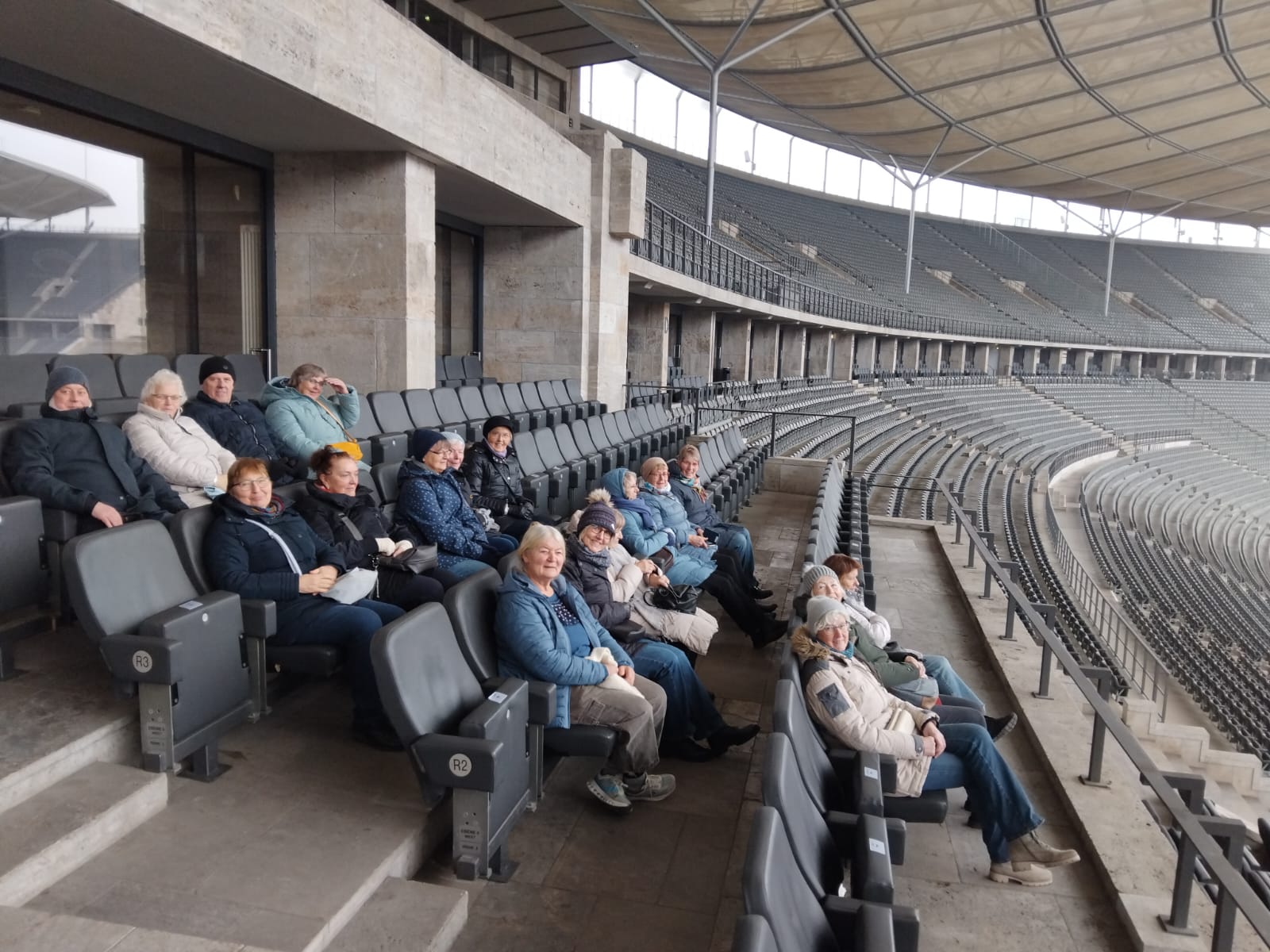 Gruppe im Stadion